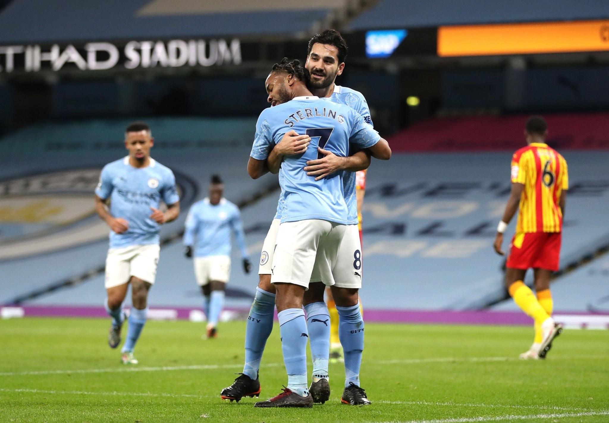 的强大与实 的强大与实