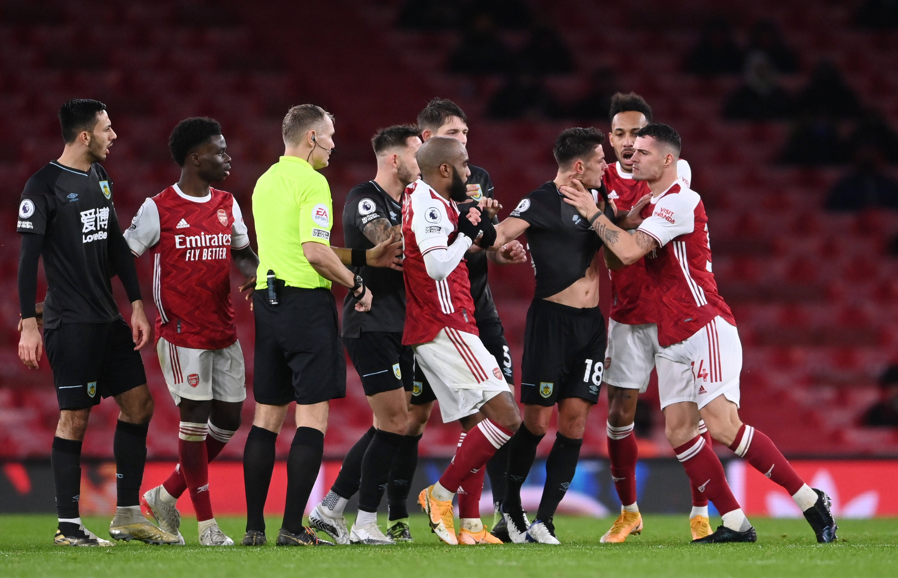 考虑社会公 考虑社会公